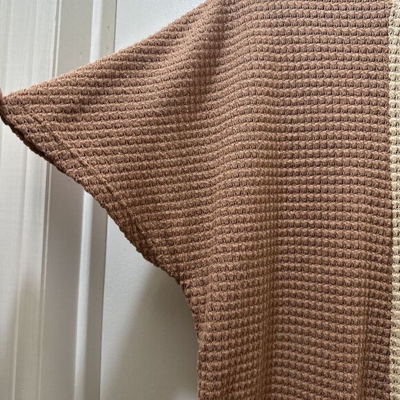 2/$30 BKE Color Block Waffle Knit Shirt Size S Tan Oversized Neutral Boho Boxy - Picture 5 of 10
